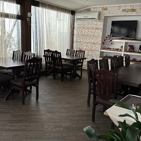 Hotel еліт Svalyava