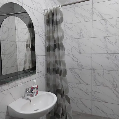 еліт Hotel Svalyava
