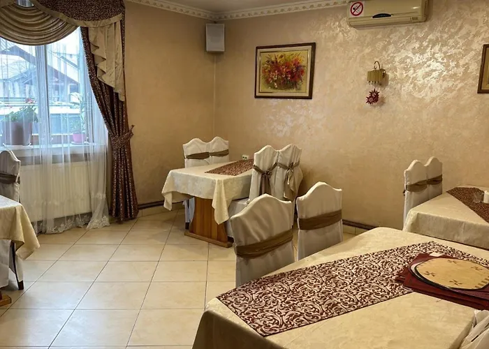 еліт Szálloda *